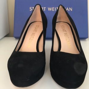 Stuart weitzman black pump with small platform